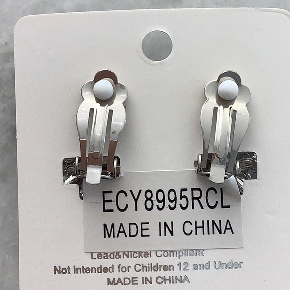 Crystal CLIP ON Earring - Picture 2 of 2